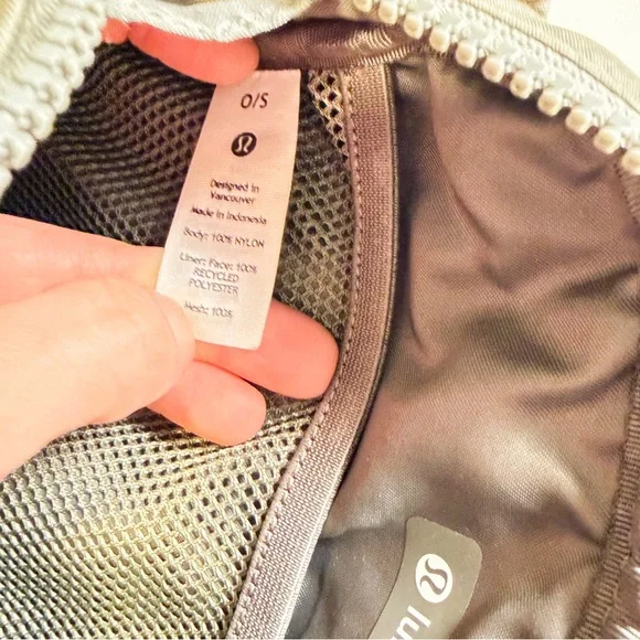 Lululemon Everywhere Belt Bag *1L Grey Sage - Picture 5 of 6